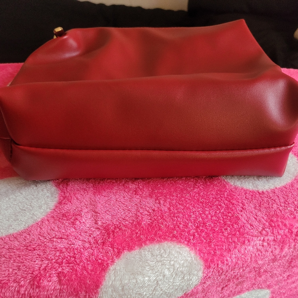 Like New Floral Embossed Tote Set - Picture 3 of 5